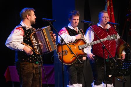 Slavnostna podelitev listin o napredovanju v čine gasilski častnik, višji gasilski častnik in visoki gasilski častnik (45)